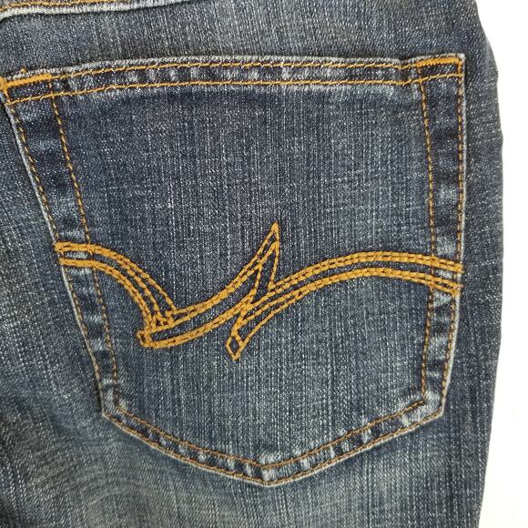 Wrangler Women's Boot Cut Jeans Size 11 - Picture 3 of 6